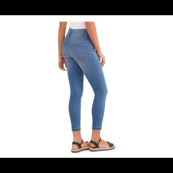 SOLD - Picture 2 of 2